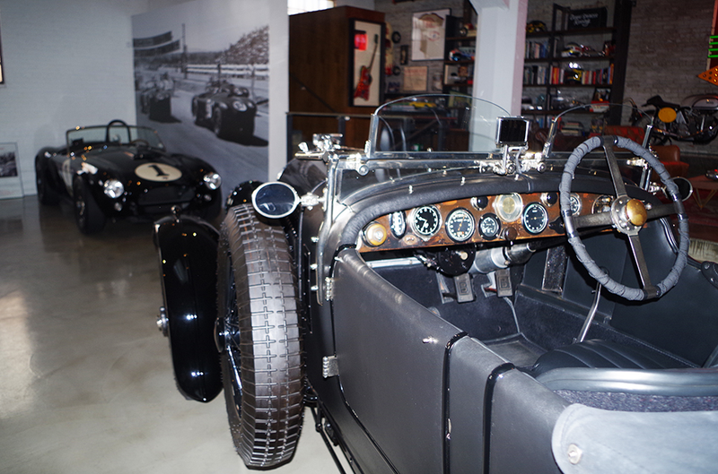 Illustration for article titled This Is Hands Down The Coolest Garage In Beverly Hills